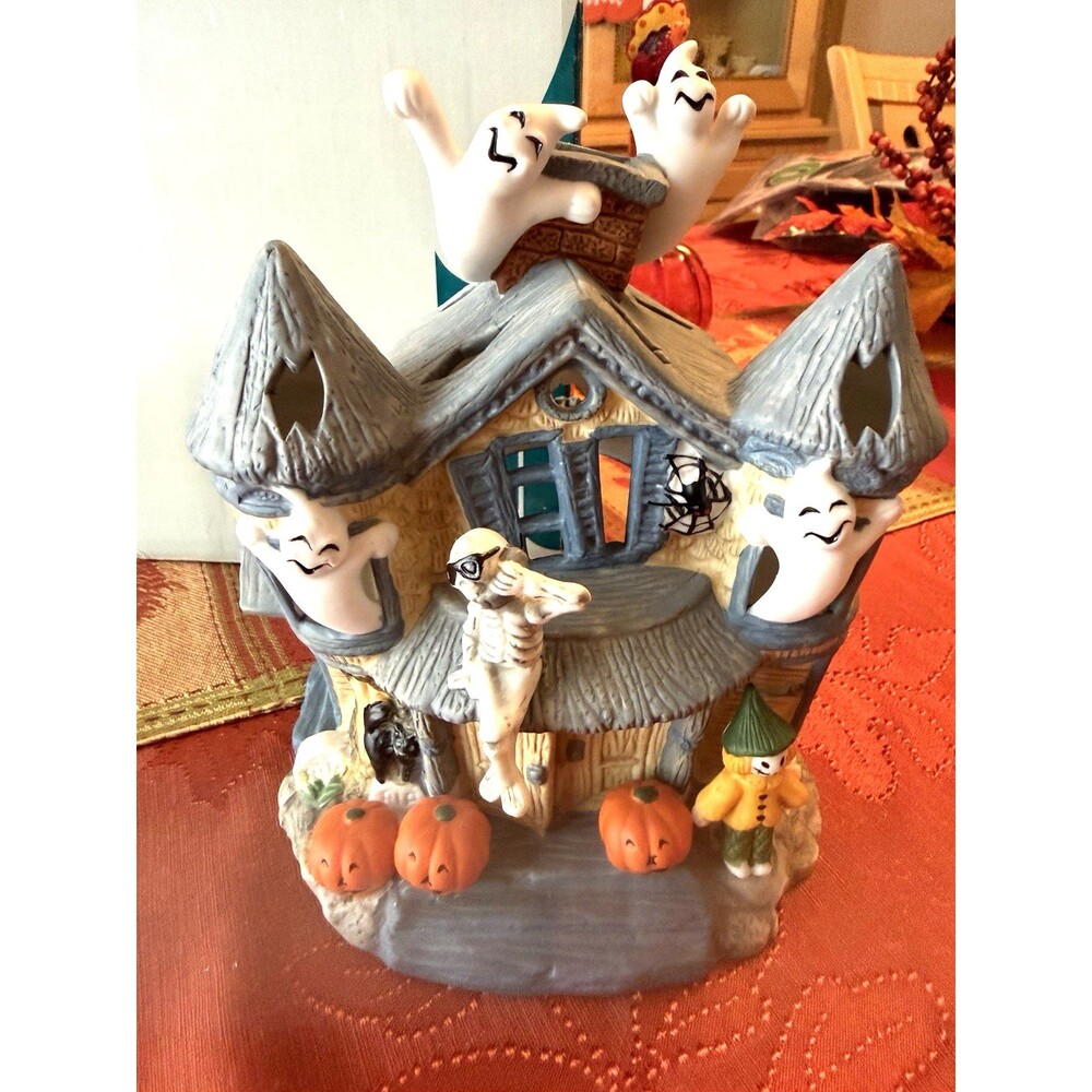 Haunted Halloween PartyLite Tea Light Candle Holder House P7311 W/ Box - Picture 2 of 11